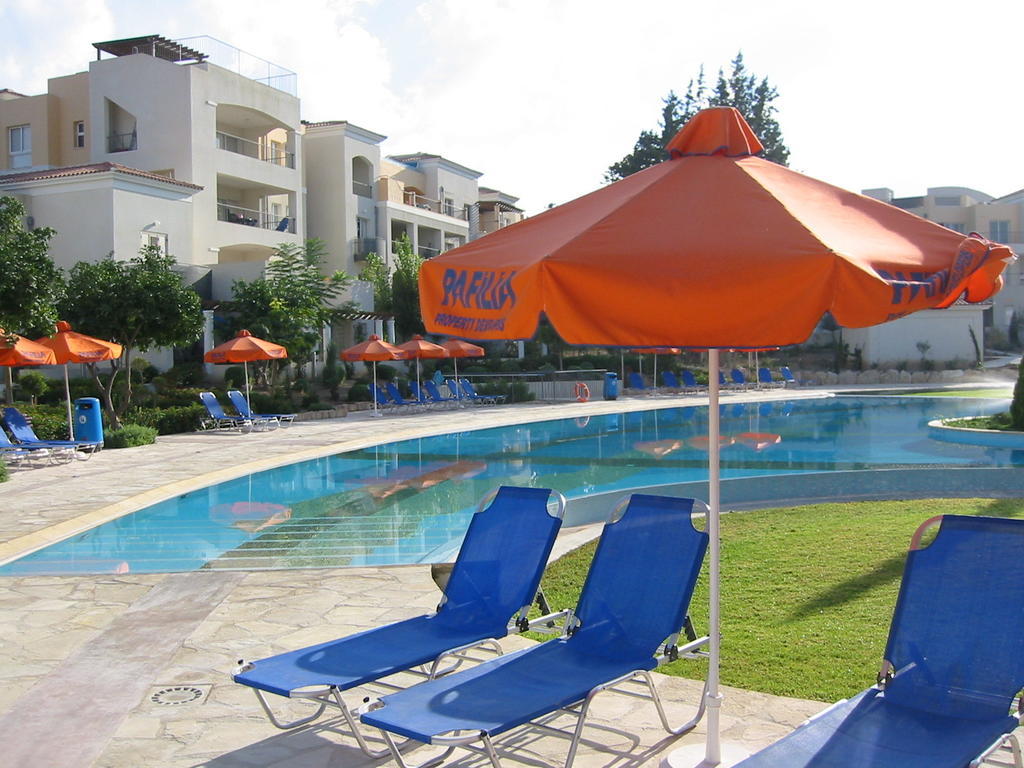 Hesperides Gardens Villa Paphos Exterior foto